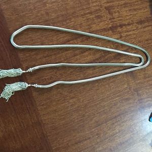 Kendra Scott necklace